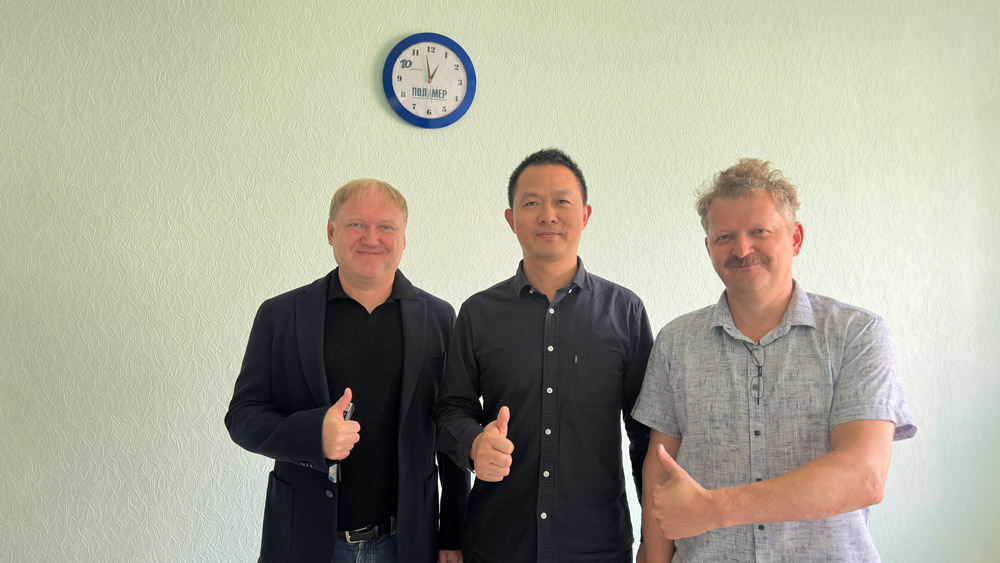 Group-photo-with-Russian-clients